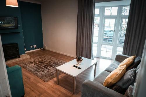 Apartamento Ideal House In Sittingbourne Parking -24-7 Checkin