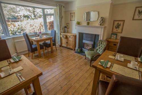 Jenkin Hill Cottage Bed And Breakfast
