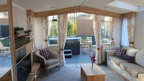 Biarritz Lodge
