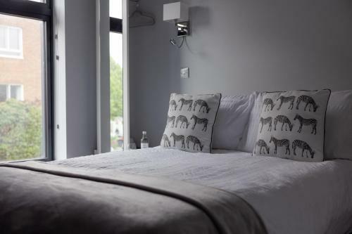 Hotel The Kingston 1