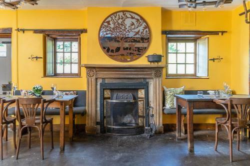 Bed & Breakfast Rising Sun Pub, Restaurant And Rooms