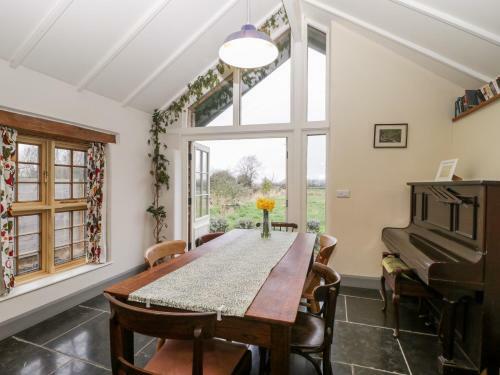 Old Cary Cottage