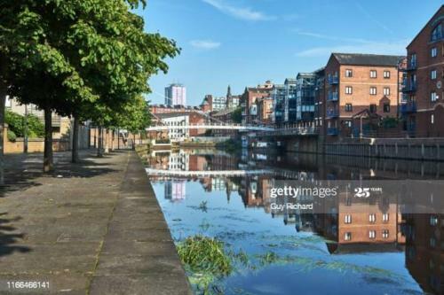 Beautiful Brand New Apartment - Sleeps 4