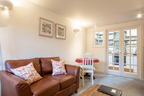 Rubi Roy Charming 1 Bed Cottage In Ledbury
