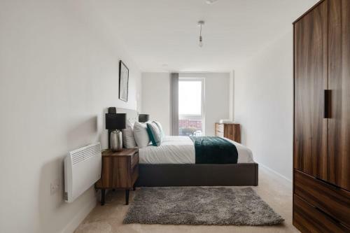Beautiful 2 Bed 2 Bath Apartment In A Converted Mill