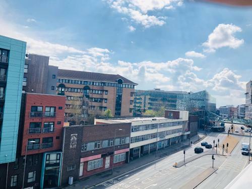 Showcase Apartments - Highcross House
