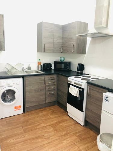 Showcase Apartments - Highcross House