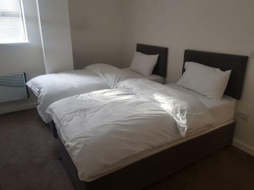 Showcase Apartments - Highcross House