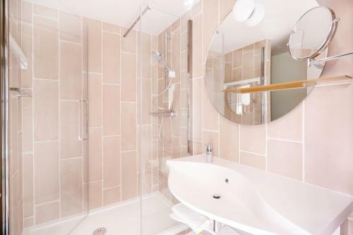 Aparthotel Adagio Leicester