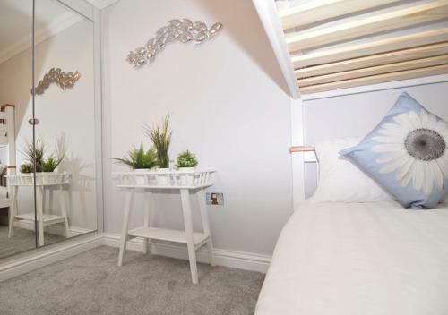 Twenty Three B - 3 Bedroomed Apartment