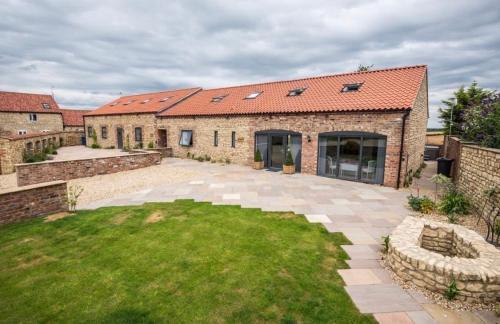 Captivating 4-bed House In Lincoln