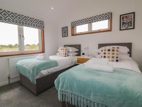 18 Meadow Retreat