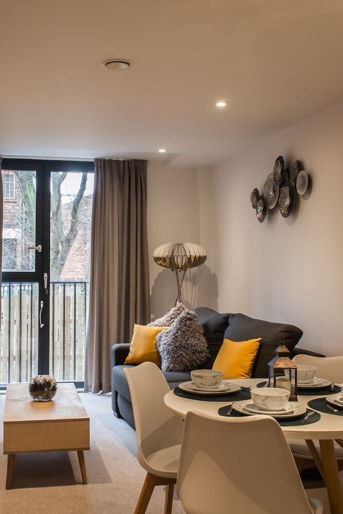 Chavasse Apartments