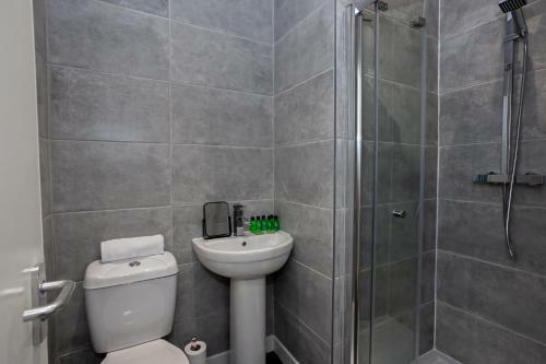 Classic Victorian 2 Bd House - Quick Links Central