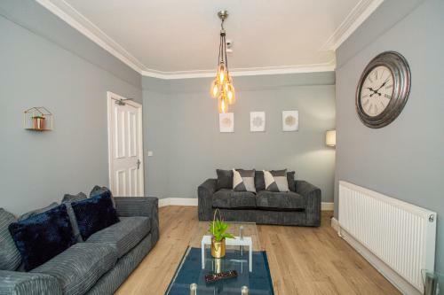 Apartamento Large Contractor & Worker House - Free Parking - By Comfyworkers