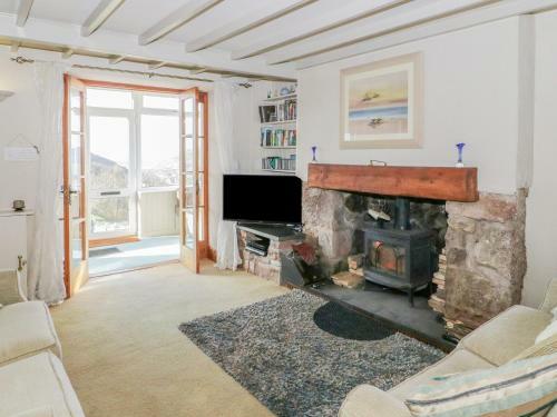 Two Bays And The Orme View Cottage