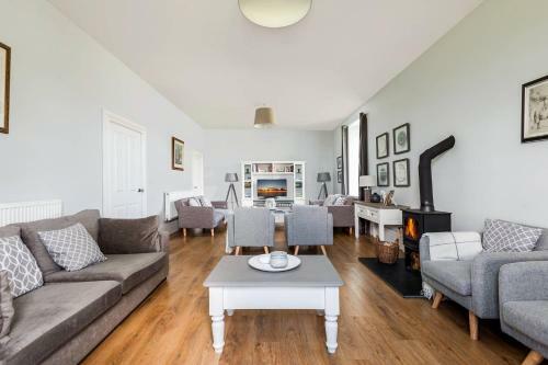 Peak Farmhouse