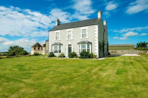 Peak Farmhouse