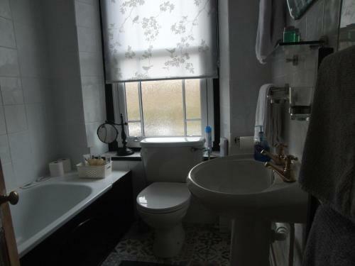 Llanwrtyd Hall B&B Angelis Holistic Retreat