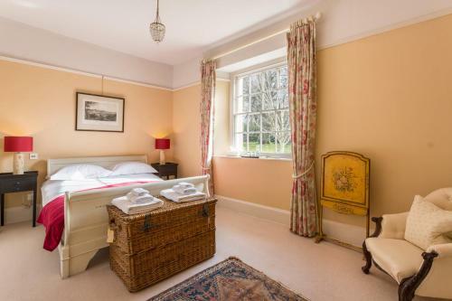 Llyswen Chateau Sleeps 18 With Wifi