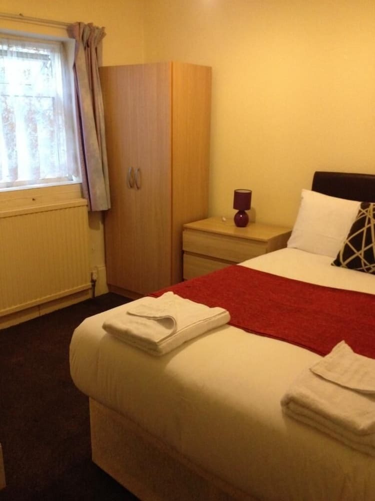Hotel Manor House London