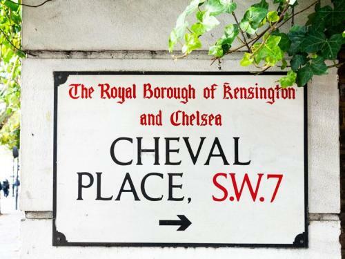 Holiday Home Cheval Place