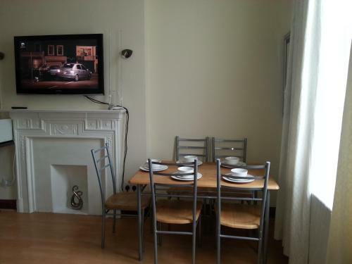 Kensington And Chelsea Apartment