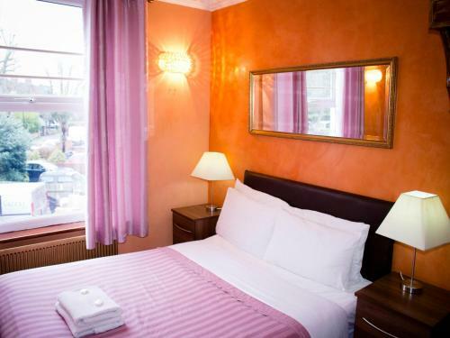 Cricklewood Lodge Hotel