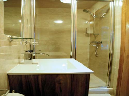 Cricklewood Lodge Hotel