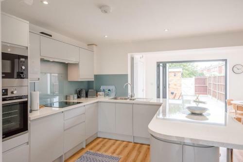 4 Sea View Walk Pakefield