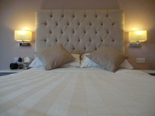 Bed & Breakfast Coombe Dale Accommodation