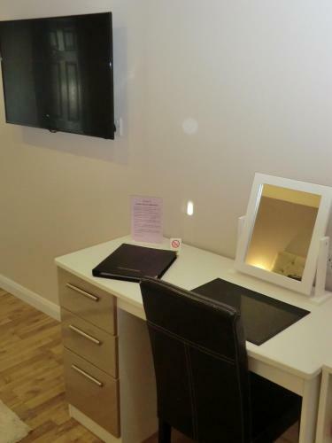 Bed & Breakfast Coombe Dale Accommodation