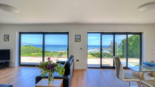 Harbour Heights Cottage