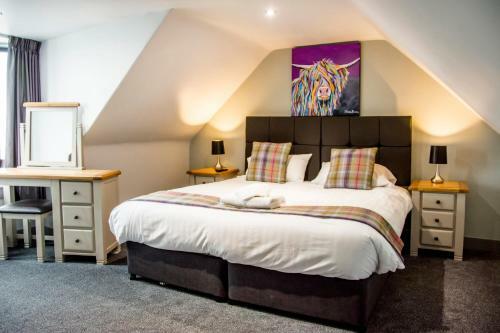 The Knowes Hotel & Restaurant
