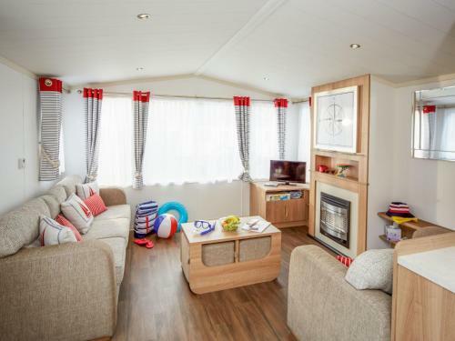 Holiday Home Rockley-4
