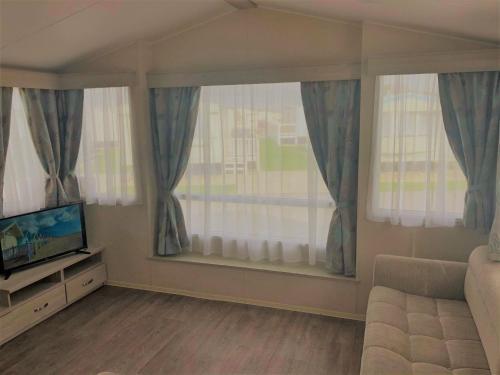 Spruce Deluxe Holiday Home