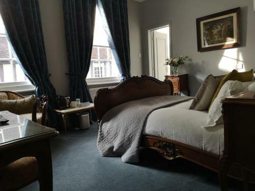 Blue Boar Hotel