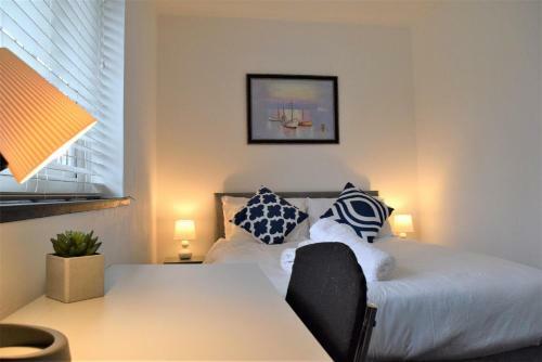 Broad St House - Parking - Close To City