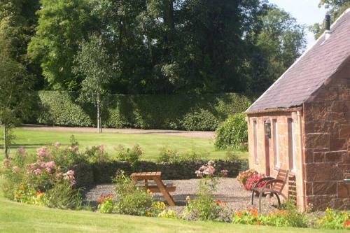 Villa Harleyburn Cottages - Stables And Saddlery
