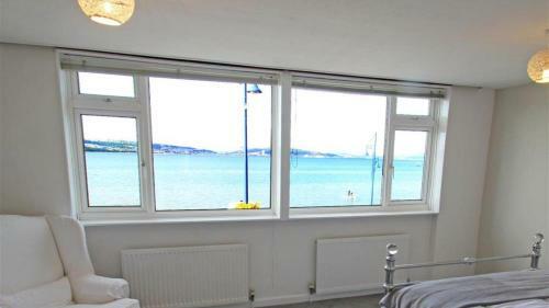 Swn Y Mor, Seafront, Mumbles