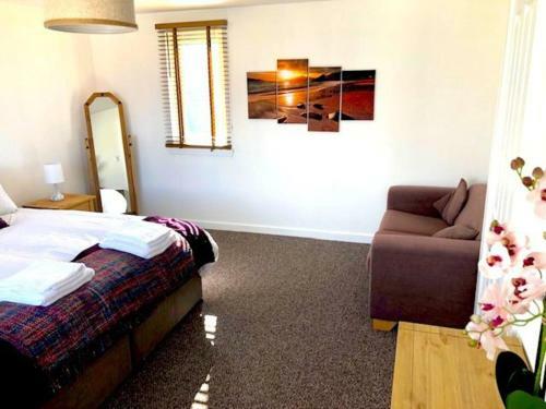 Beach Cottage Charming Cottage 2 Mins From The Beach