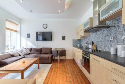 Luxury Central Newcastle Apartment 20