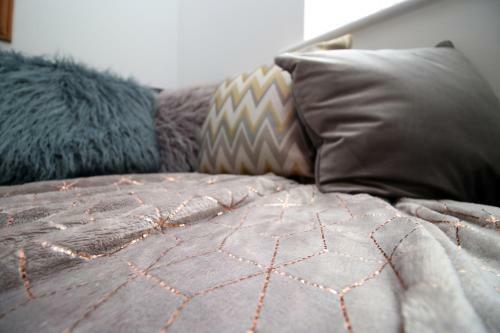 Usk House By Staybc
