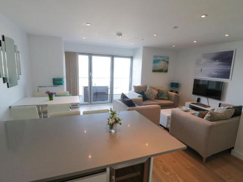 Apartment 3 Fistral Beach