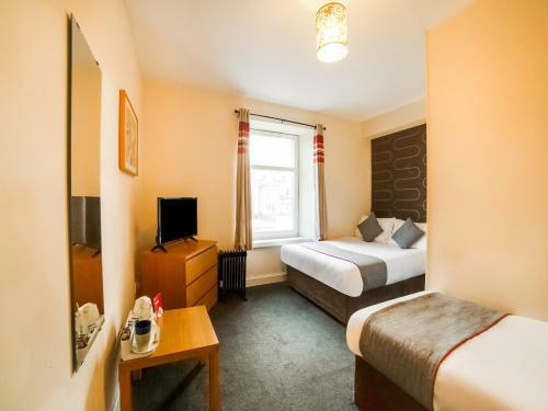 Oyo Braeriach Hotel