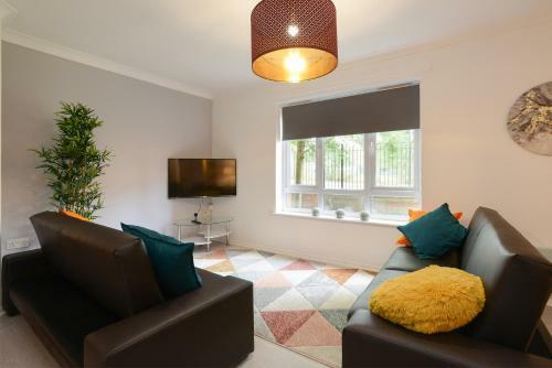 Brook Court - Elegant 2bed Apartment