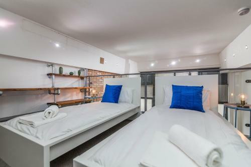 Spacious 3 Bed City Centre Apartment