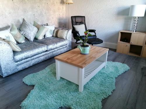 Ty Cambrian Studio Apartments