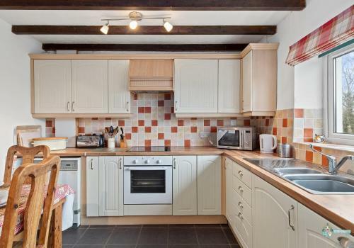 1 Lambston Cottage