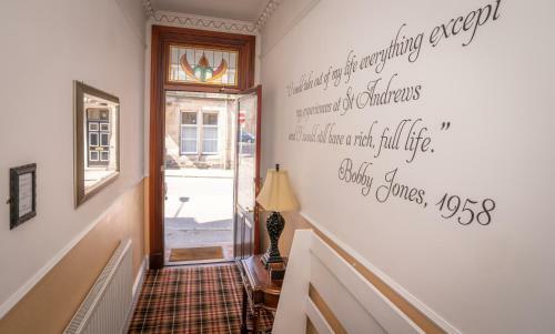 Hostal Lorimer House